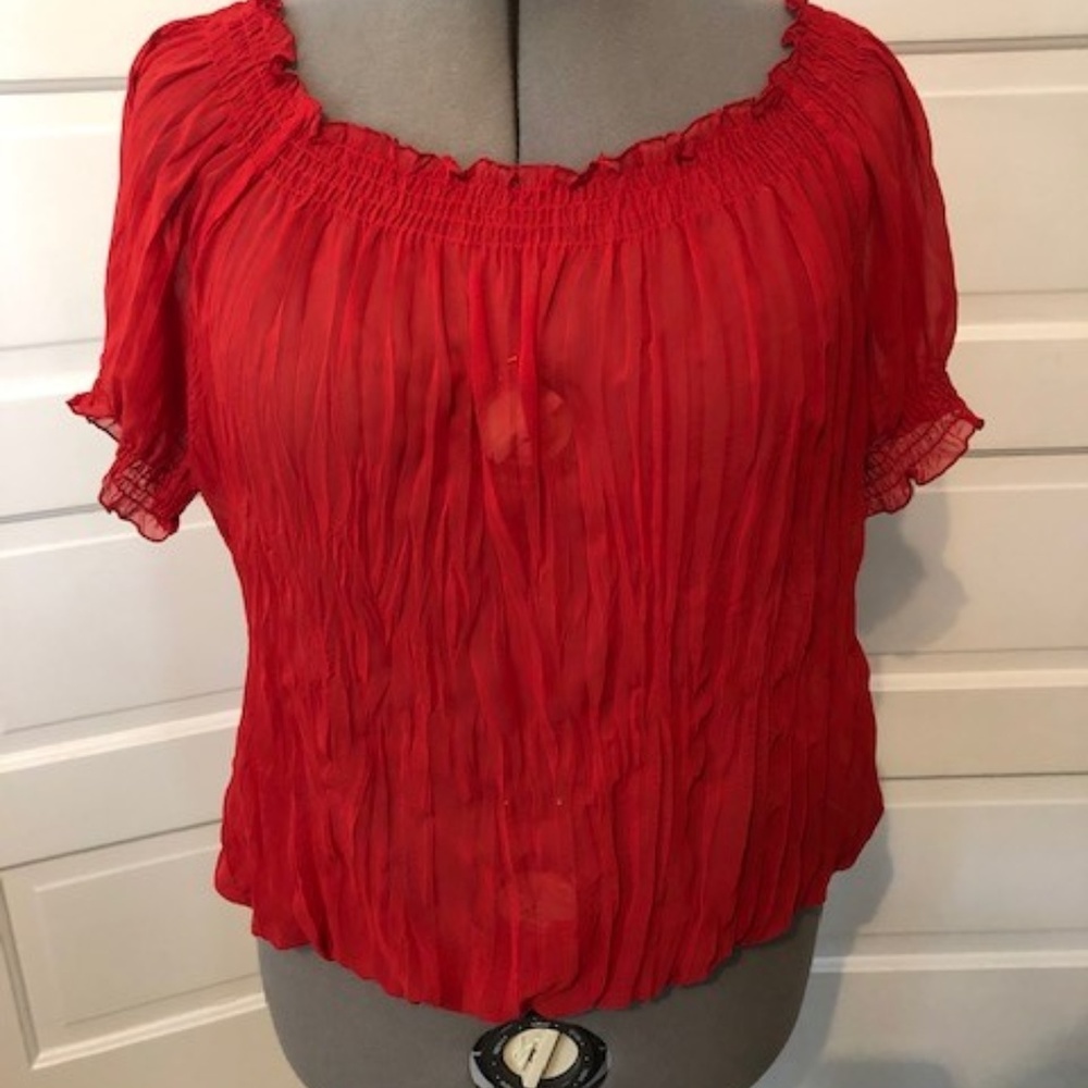 EAST 5th Cold Shoulder Top - Picture 2 of 5